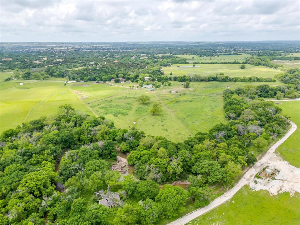 173 Trinity Bluffs Road Aledo, TX 76008 - Photo 4 of 40