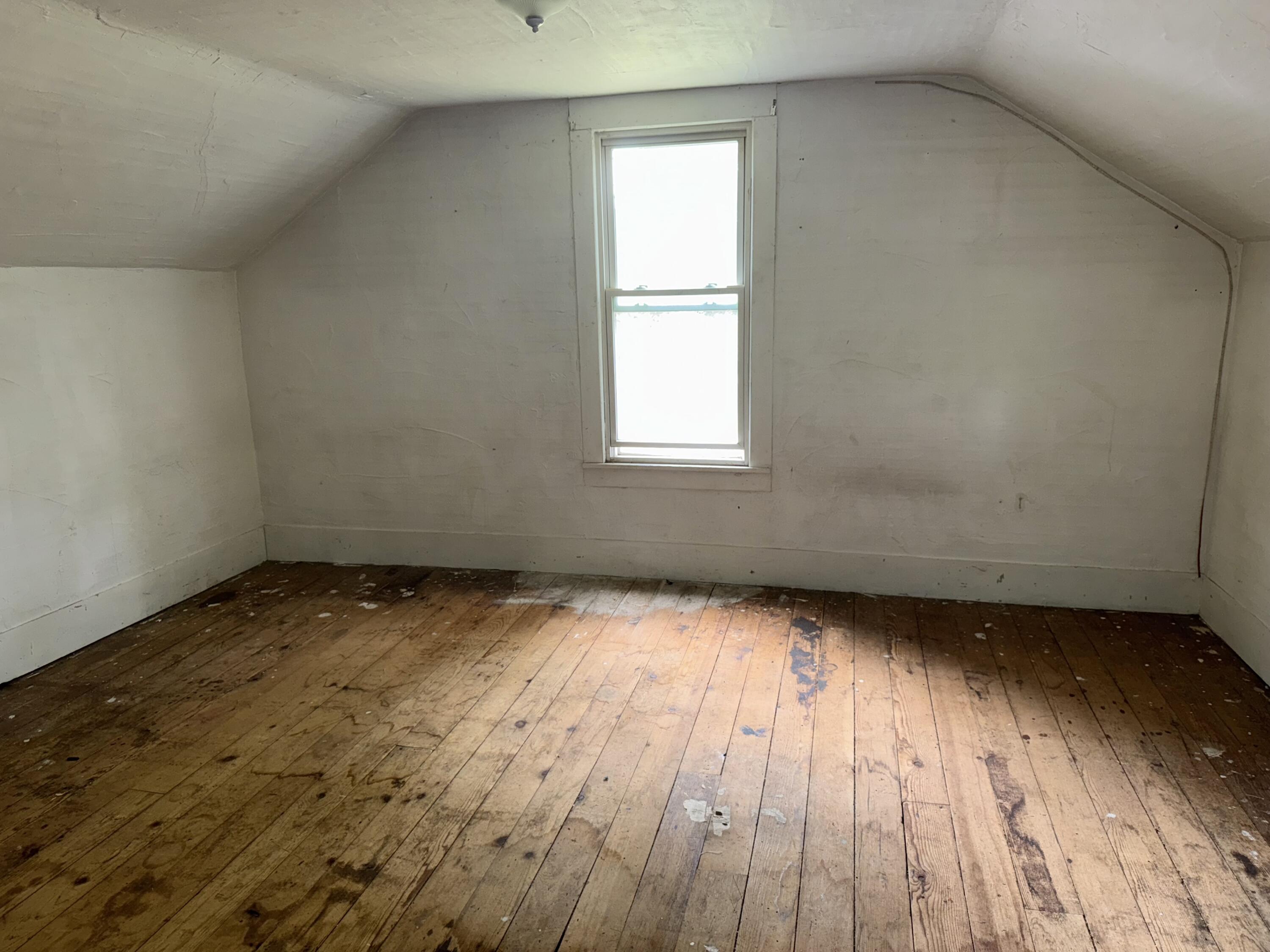 629 South Fremont Road Reading, MI 49274 - Photo 6 of 13 IMG_6336