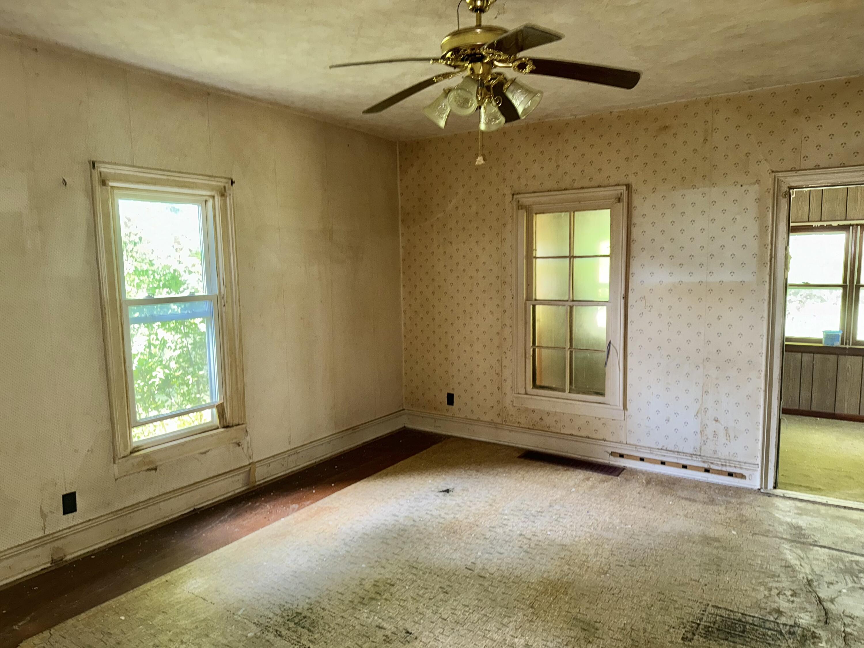 629 South Fremont Road Reading, MI 49274 - Photo 8 of 13 IMG_6333