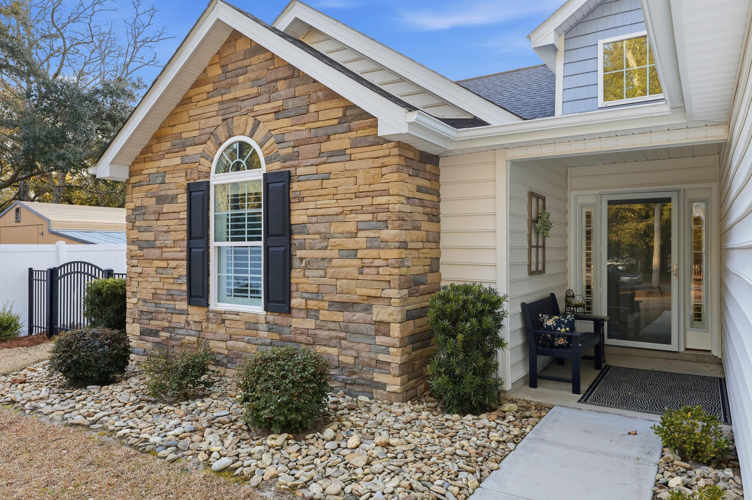 4576 Sandy Lane Murrells Inlet, SC 29576 - Photo 4 of 70 Gallery Image 4