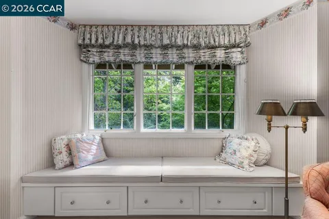 a view of window in living room