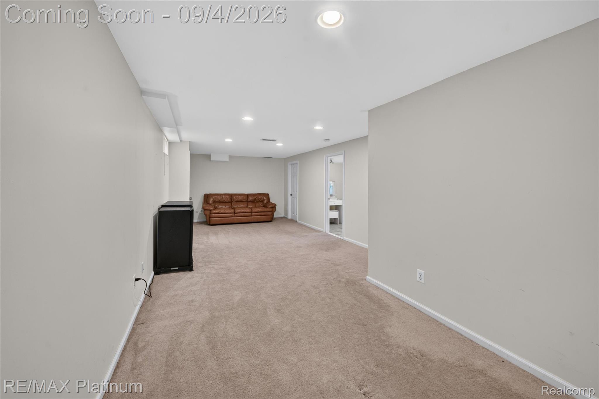 355 Springwell Lane Howell, MI 48843 - Photo 19 of 28 29-355-Springwell-Ln-Windowstill.jpg