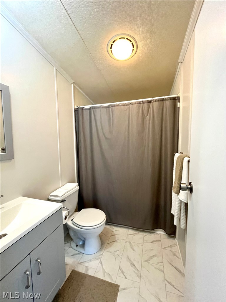 9741 Yoder Road Sterling, OH 44276 - Photo 14 of 18 Second full bath