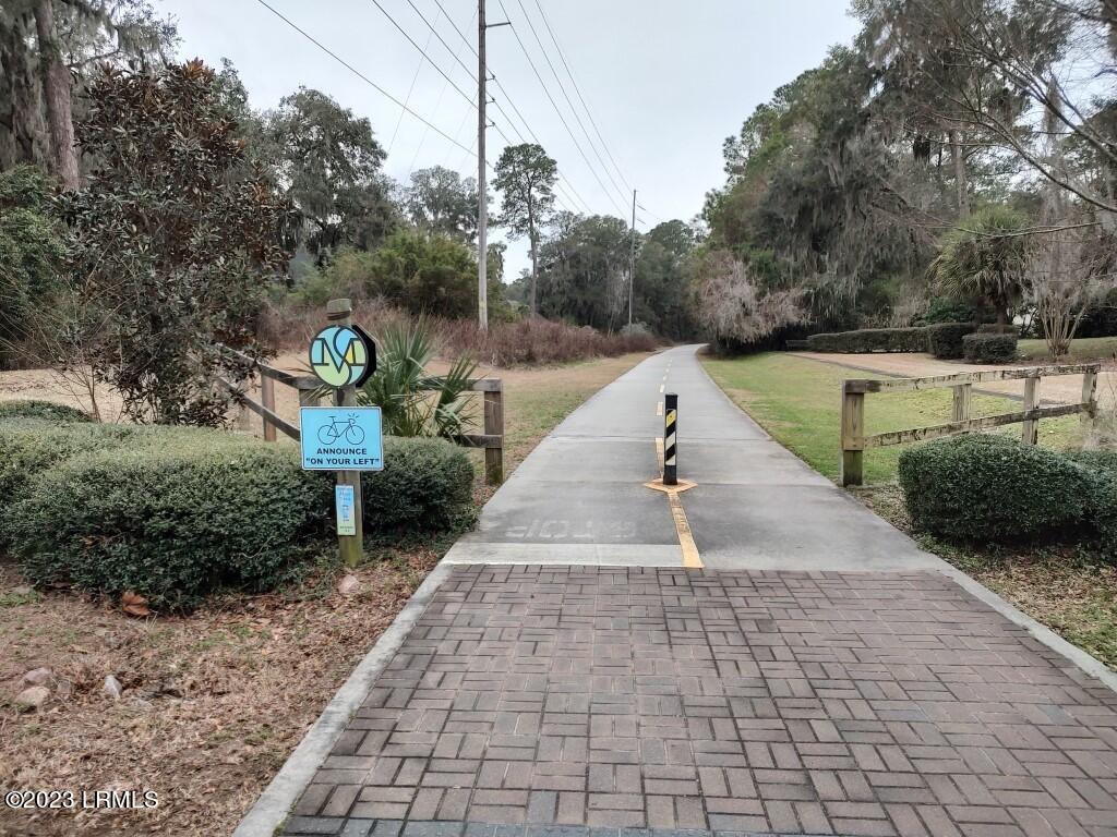 202 Battery Creek Road Beaufort, SC 29902 - Photo 9 of 16 IMG_20230125_141506427_HDR