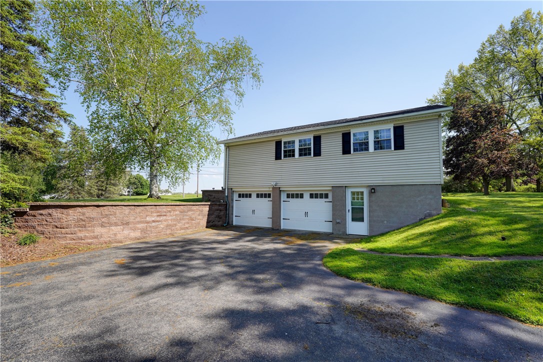815 Gallup Road Sweden, NY 14559 - Photo 5 of 47