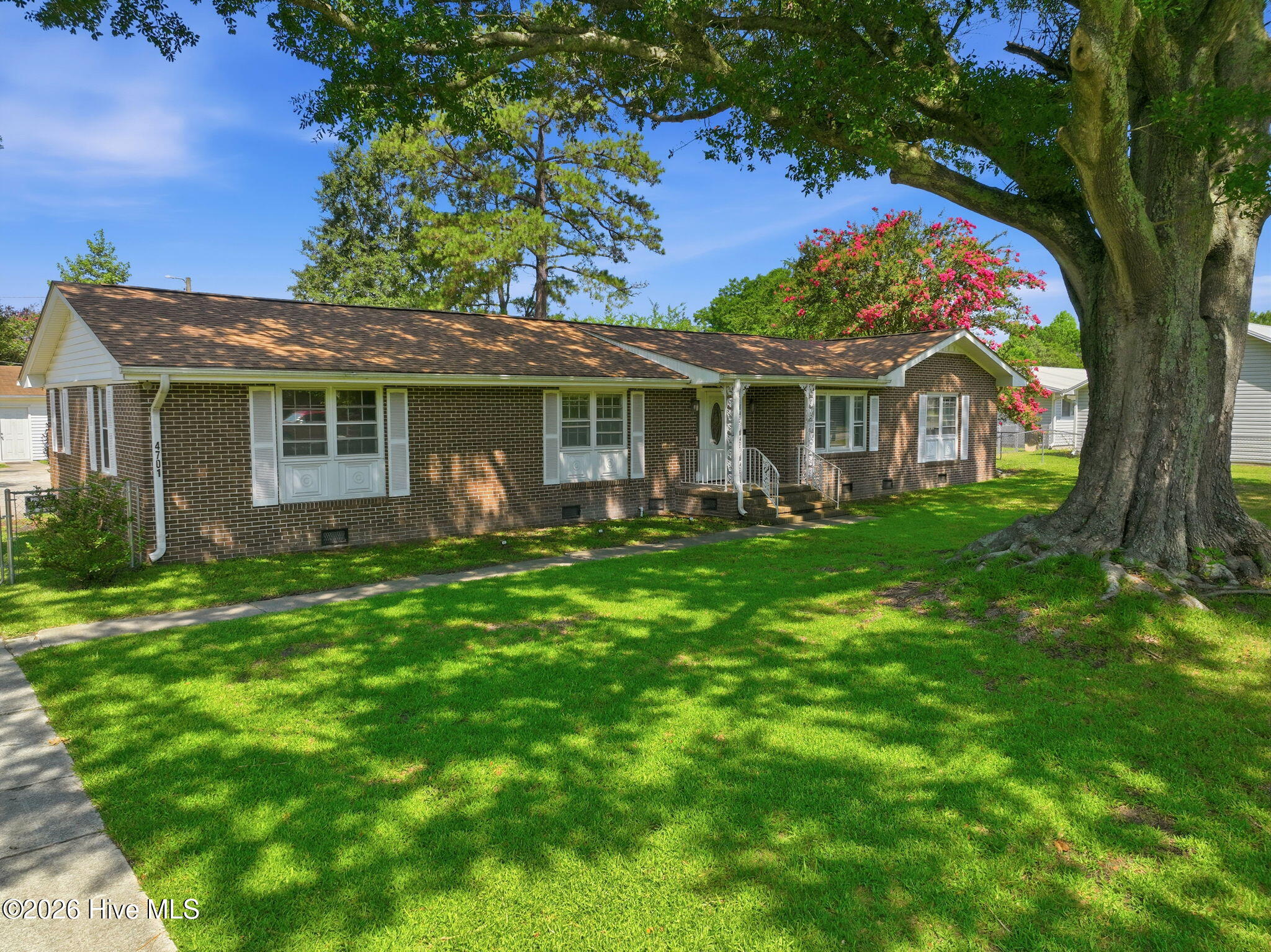 4701 Gum Branch Road Jacksonville, NC 28540 - Photo 5 of 39