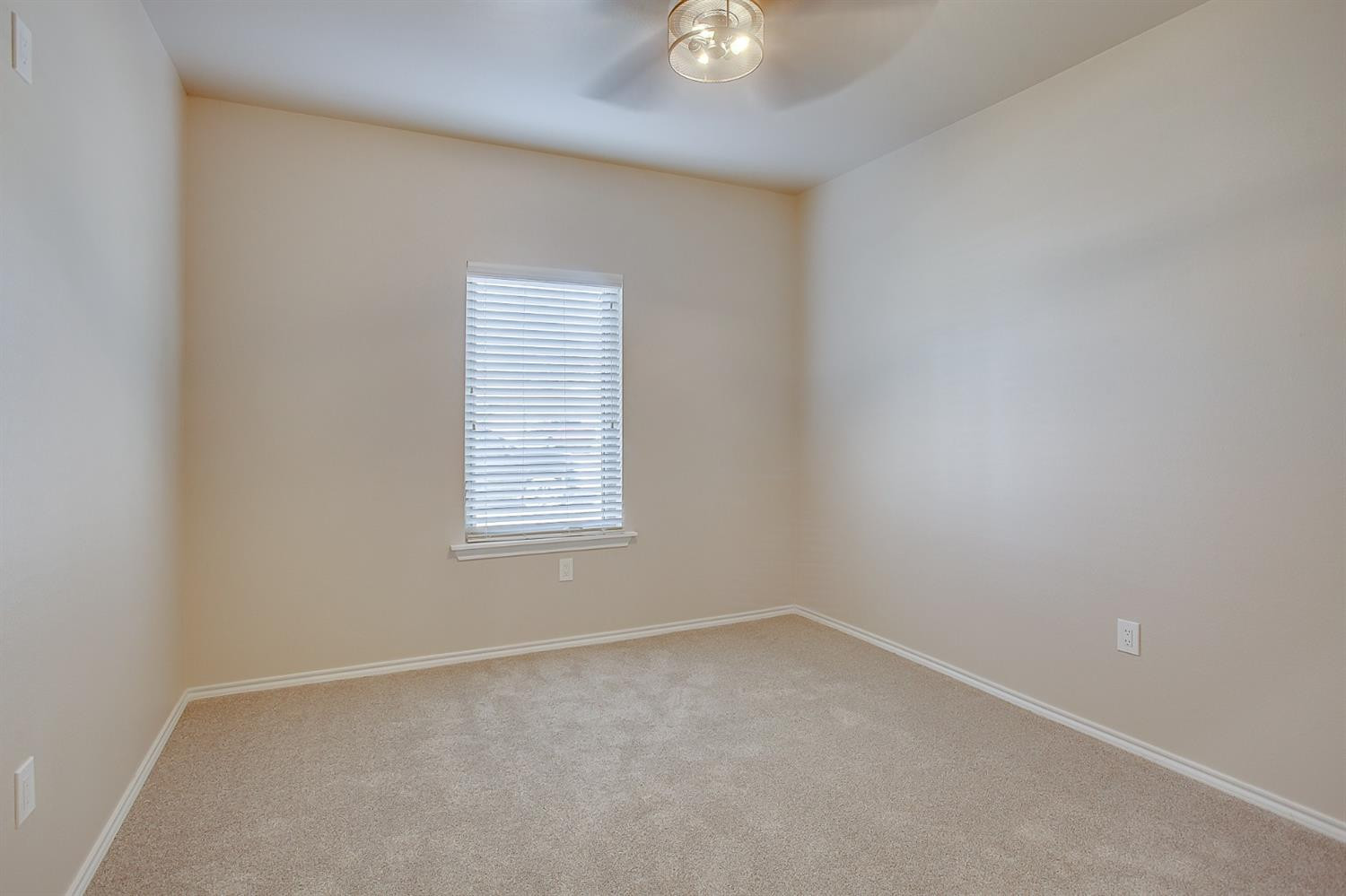5013 55th Street Lubbock, TX 79414 - Photo 13 of 14 Photo 13