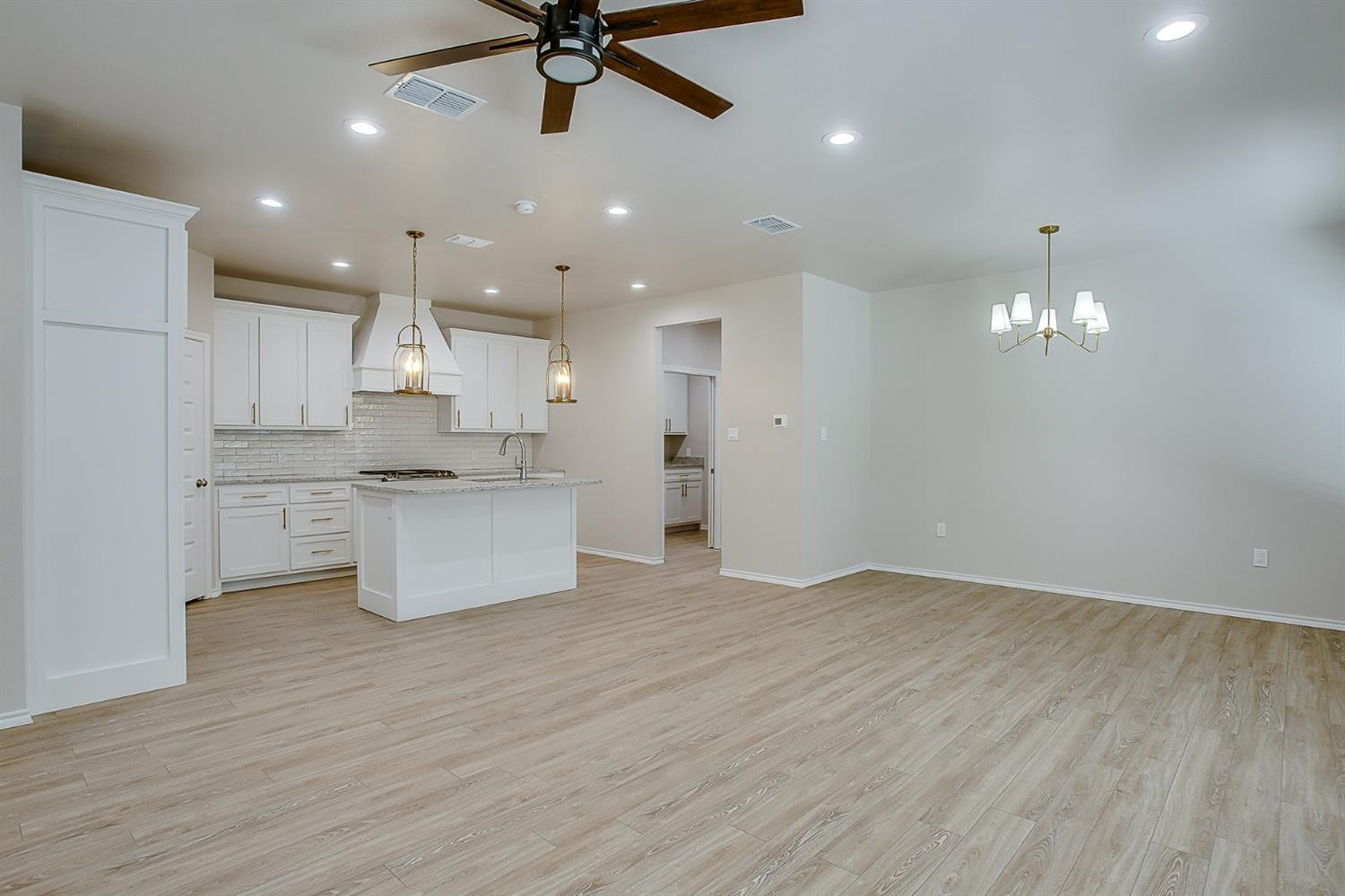 5013 55th Street Lubbock, TX 79414 - Photo 4 of 14 Photo 4