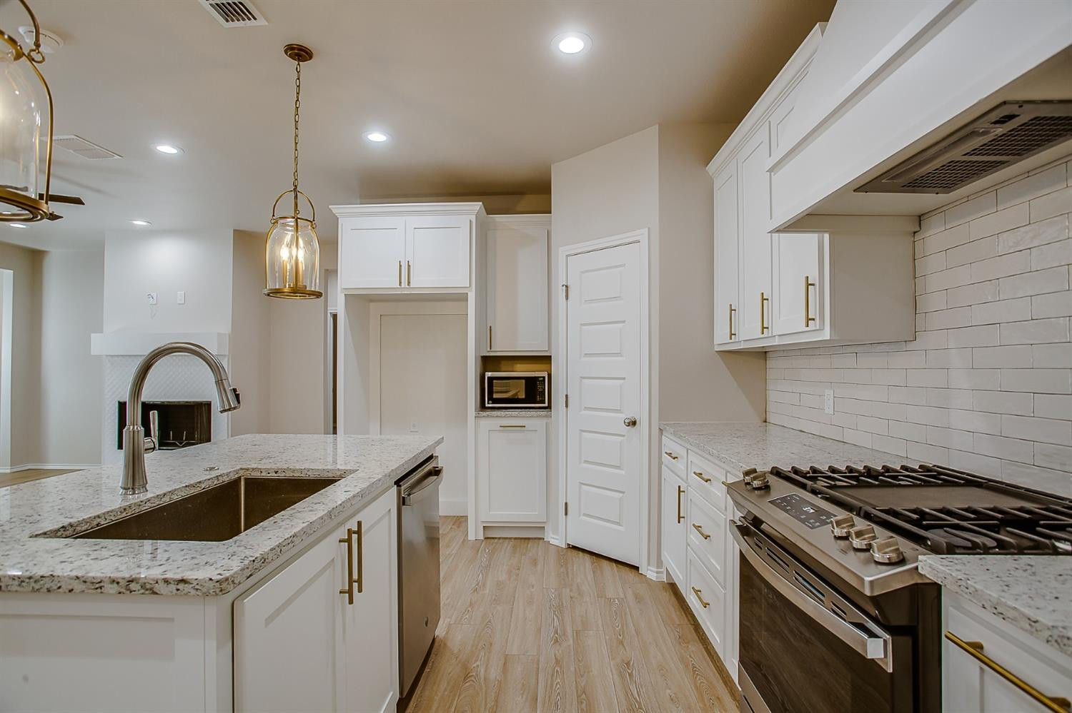 5013 55th Street Lubbock, TX 79414 - Photo 7 of 14 Photo 7