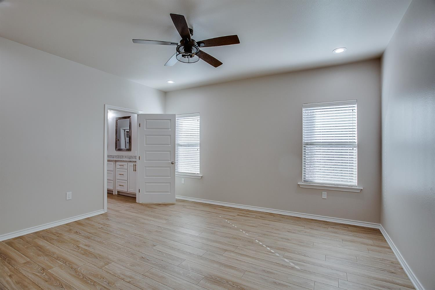 5013 55th Street Lubbock, TX 79414 - Photo 8 of 14 Photo 8