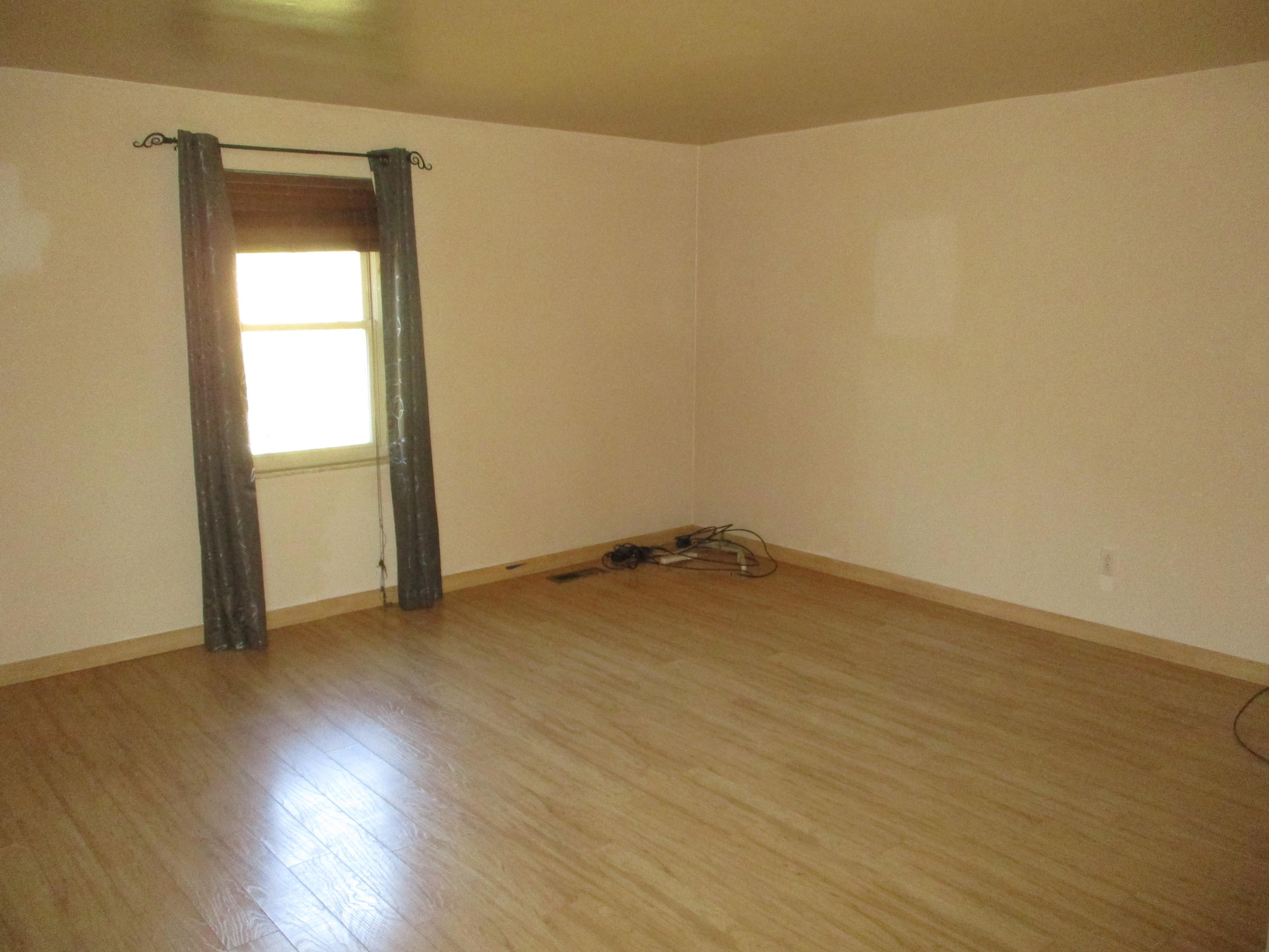 4120 Edington Road Knoxville, TN 37920 - Photo 6 of 11 IMG_0570