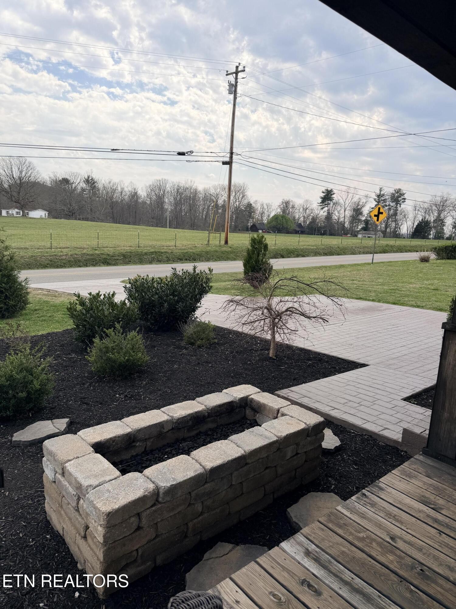 1021 Pleasant Grove Road Winfield, TN 37892 - Photo 12 of 42 a view of a terrace with yard