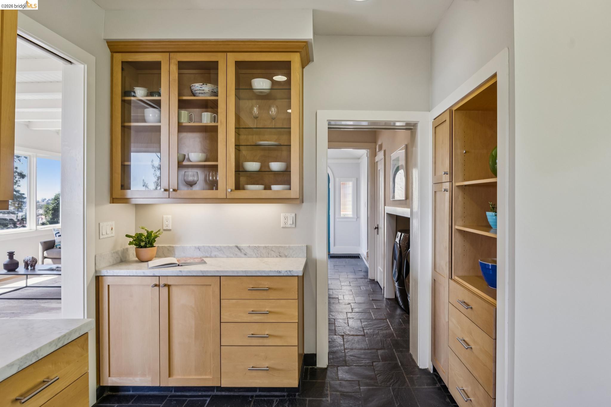 8 Mosswood Road Berkeley, CA 94704 - Photo 16 of 50