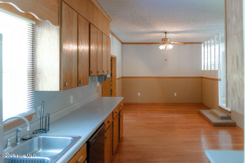 107 Brooks Street Hamlet, NC 28345 - Photo 3 of 38 DSC_7547