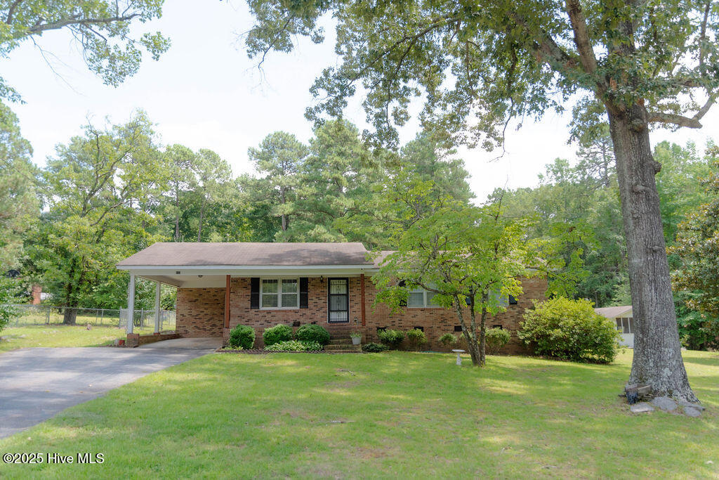 107 Brooks Street Hamlet, NC 28345 - Photo 7 of 38 DSC_7603