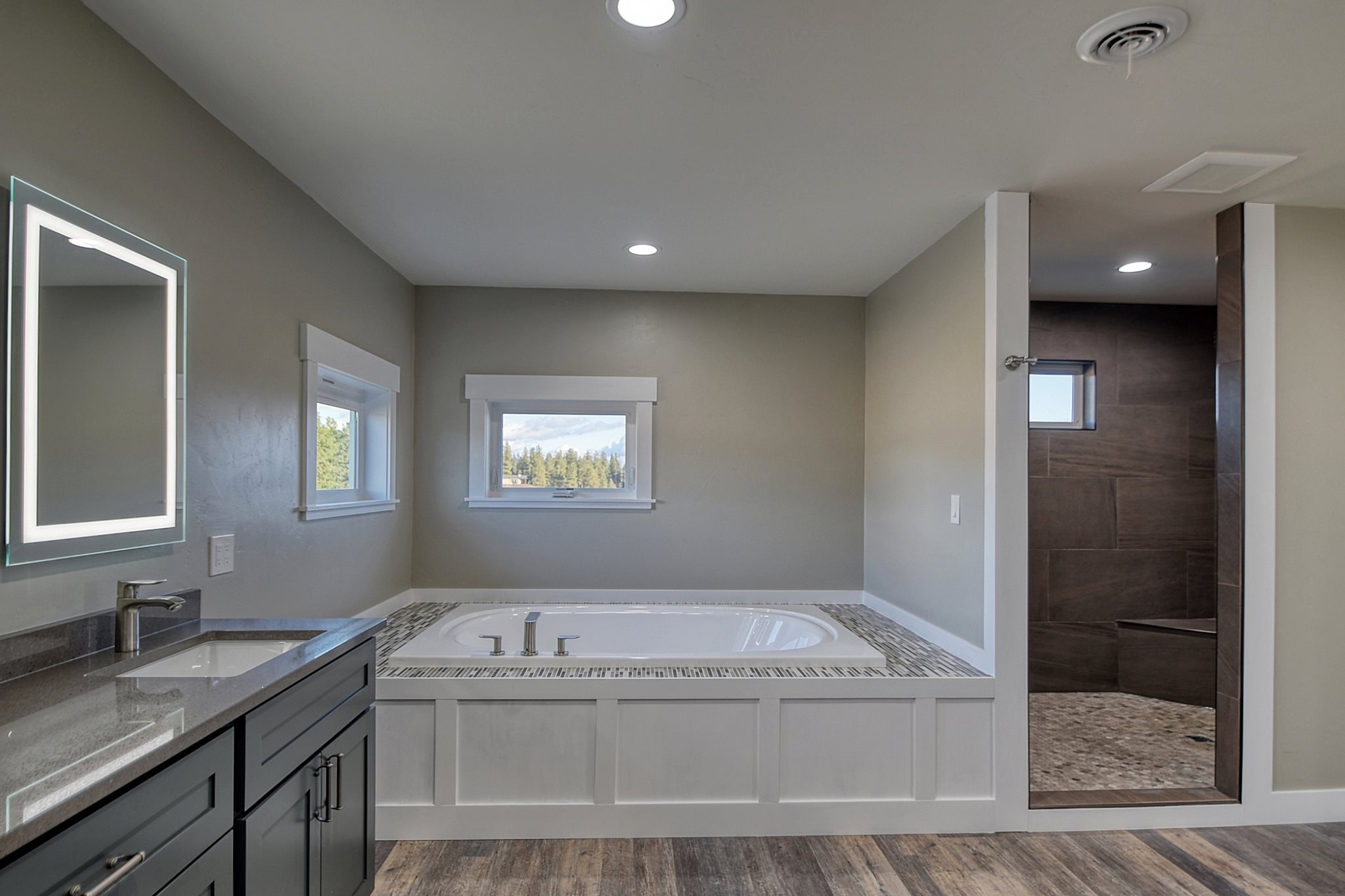 18026 North Austin Road Spokane, WA 99208 - Photo 15 of 39