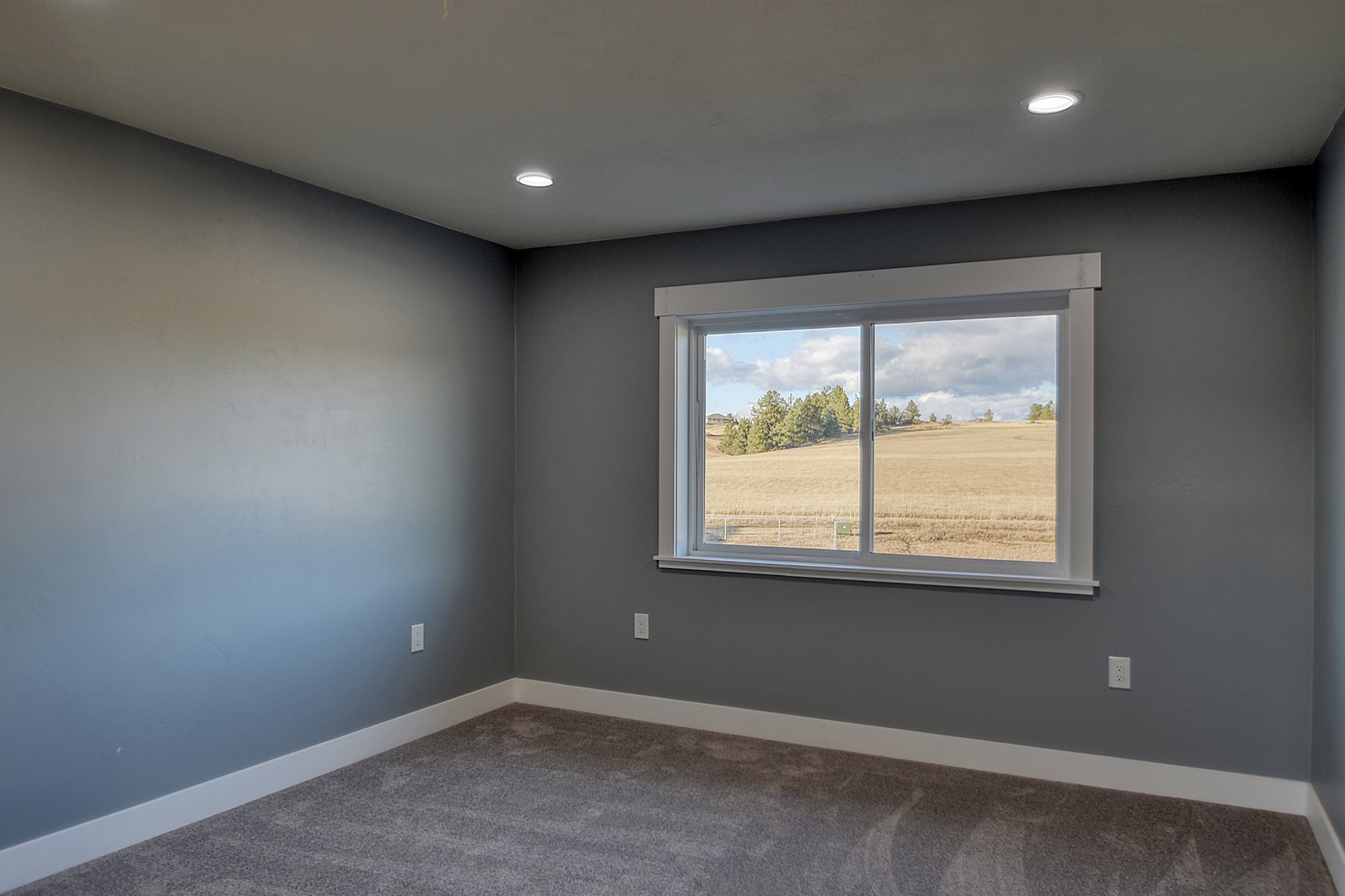 18026 North Austin Road Spokane, WA 99208 - Photo 20 of 39