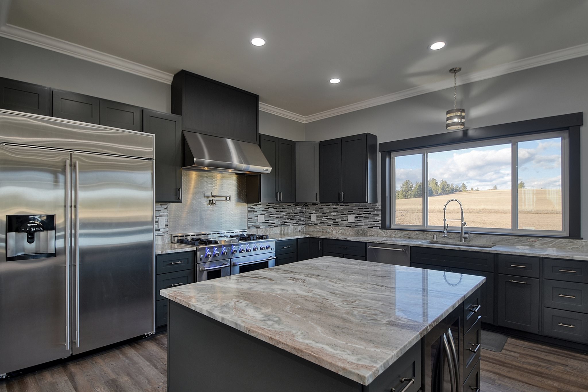 18026 North Austin Road Spokane, WA 99208 - Photo 8 of 39