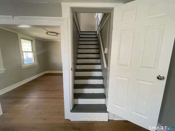 $1,700 | 172 North Street, Unit 1, Bristol, CT 06010