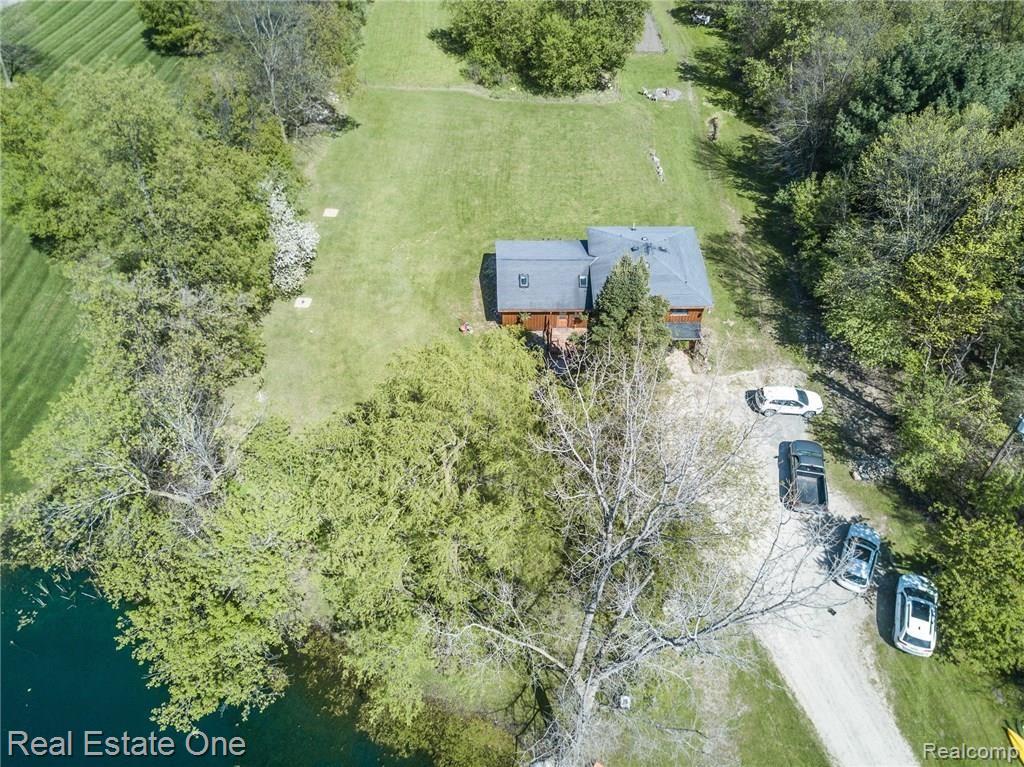 9770 Hadley Road Clarkston, MI 48348 - Photo 15 of 39 -207.jpg