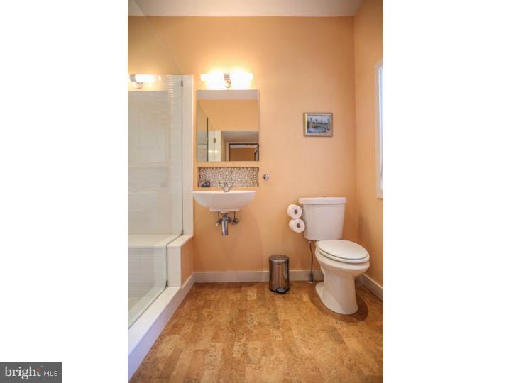 700 Oakbourne Road West Chester, PA 19382 - Photo 12 of 25 Bathroom