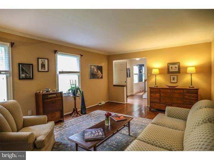 700 Oakbourne Road West Chester, PA 19382 - Photo 3 of 25 Living Room