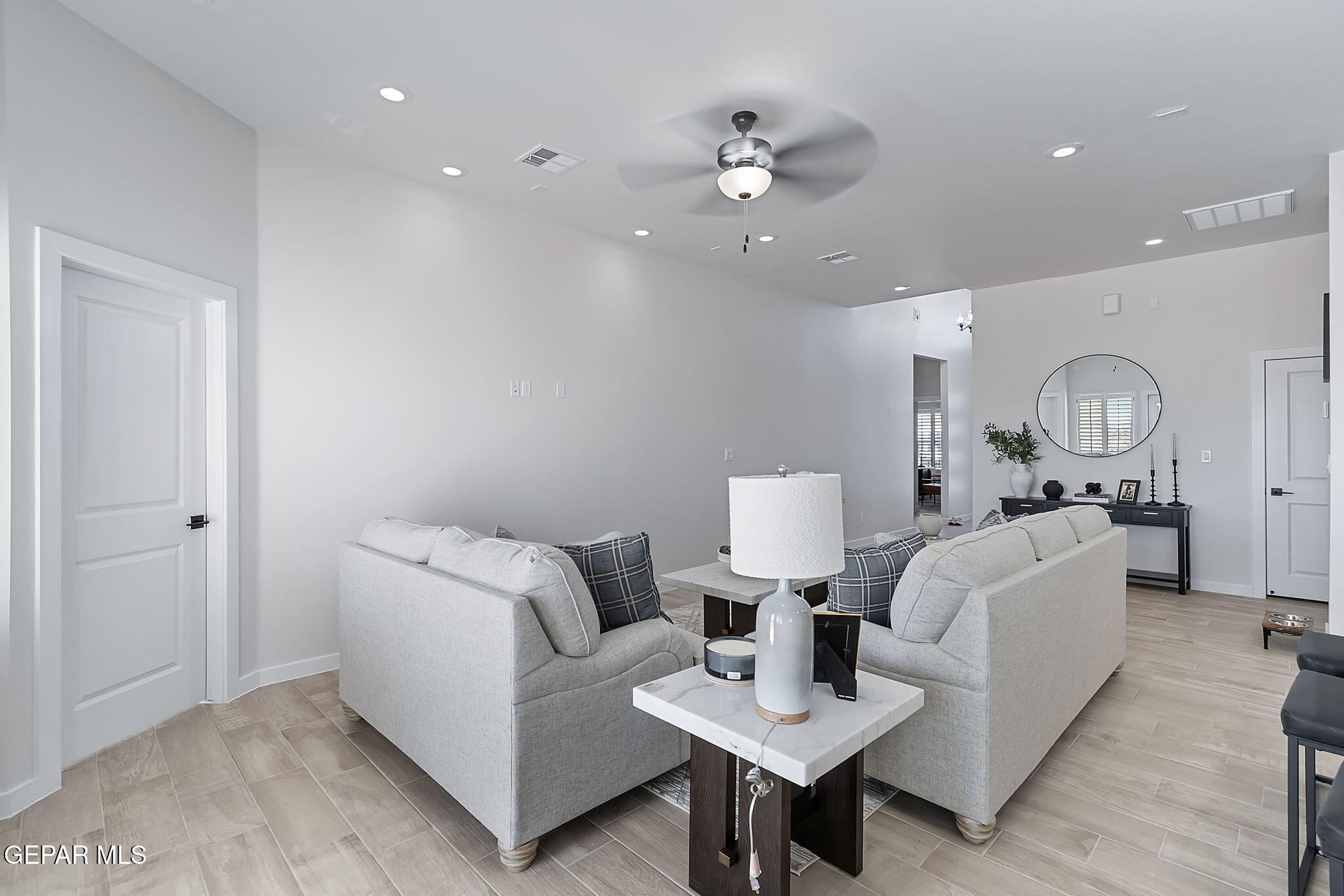 3861 Object Place El Paso, TX 79938 - Photo 13 of 17 a living room with furniture