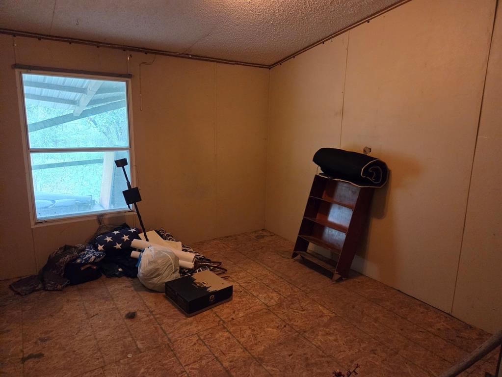 126 Tipps Road Whitesboro, TX 76273 - Photo 8 of 15