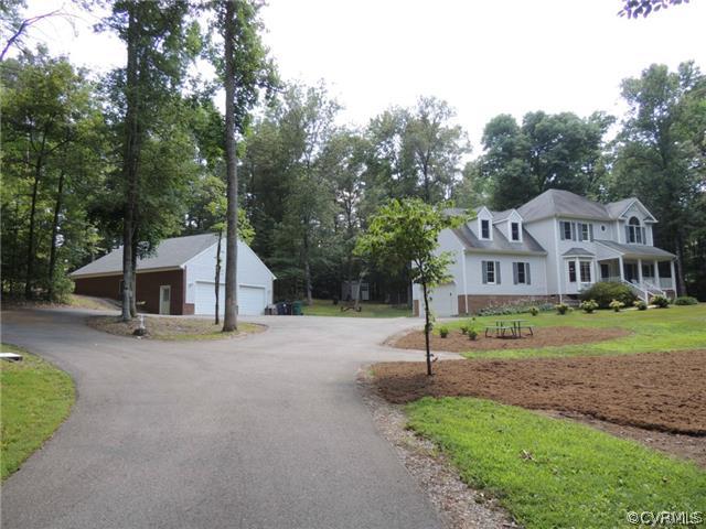 3569 Timberview Road Powhatan, VA 23139 - Photo 4 of 24 Gallery Image 4