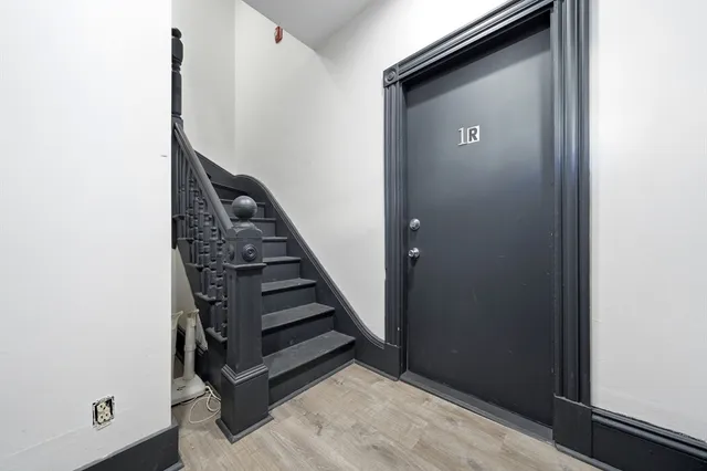 $1,900 | 14-16 Ripley Street, Unit 1R, Malden, MA 02148