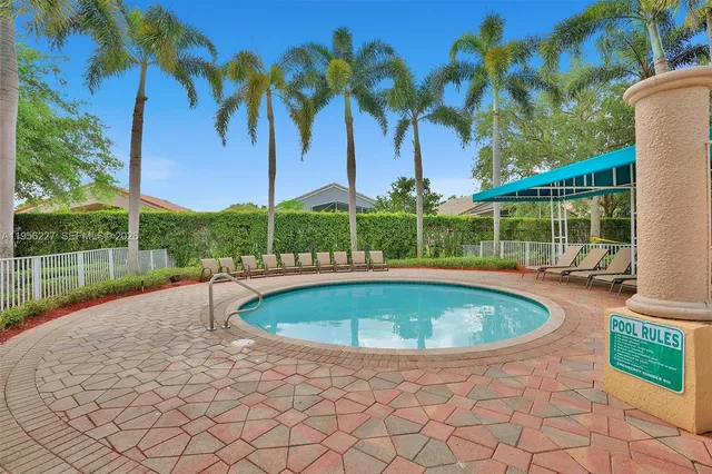 $899,999 | 2024 Northwest 139th Terrace, Pembroke Pines, FL 33028