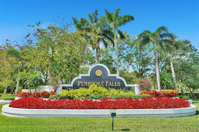 $899,999 | 2024 Northwest 139th Terrace, Pembroke Pines, FL 33028