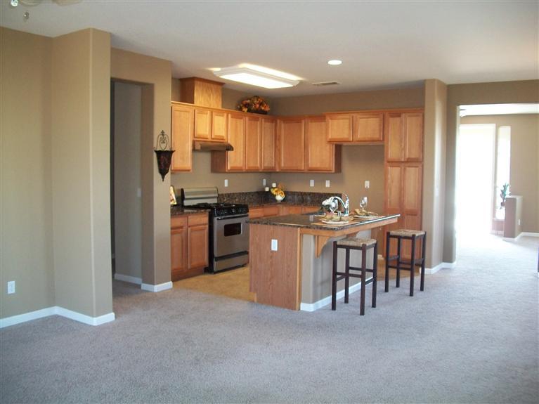 558 Sierra Avenue Reedley, CA 93654 - Photo 8 of 24 Gallery Image 8