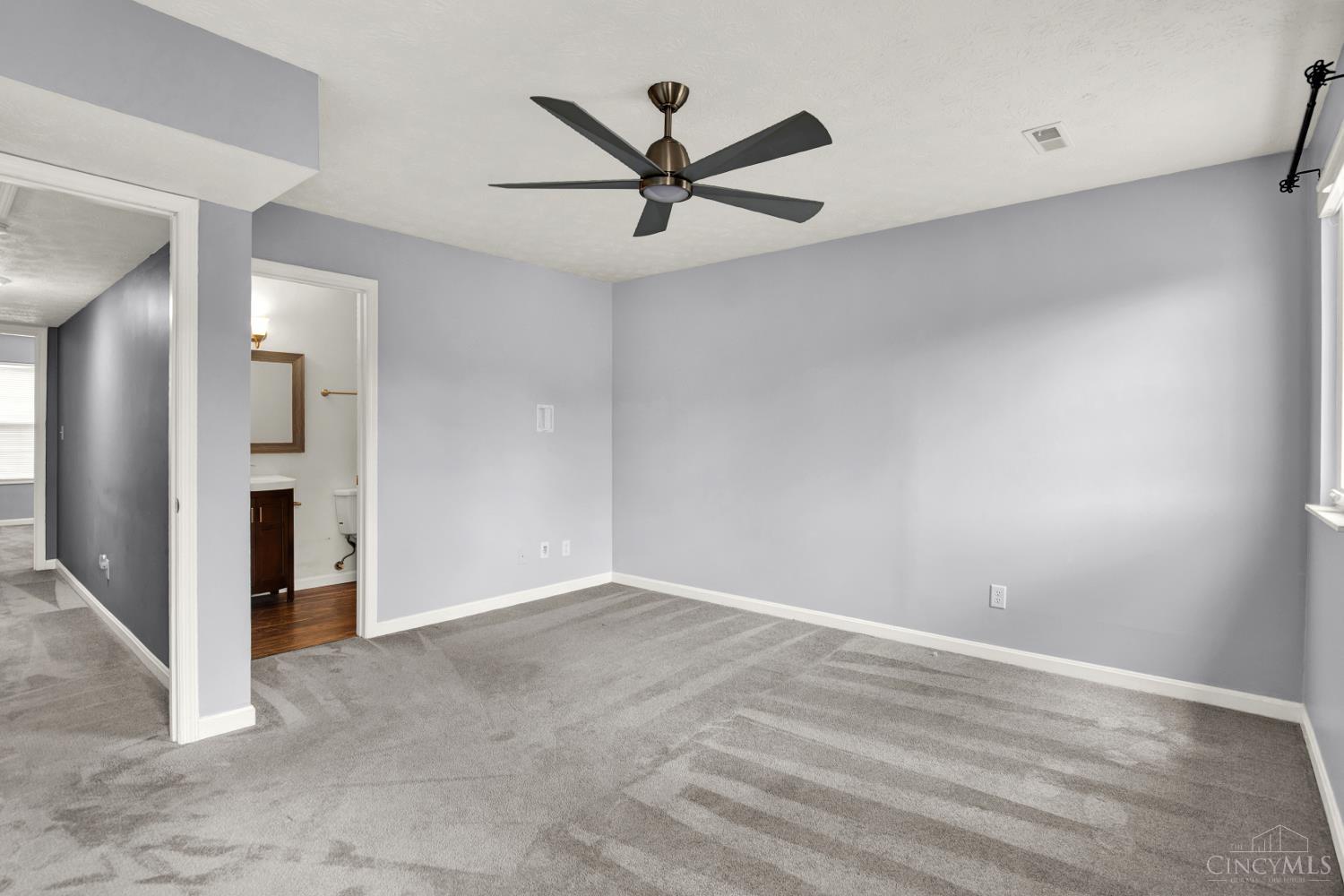 10555 Montgomery Road, Unit 70 Montgomery, OH 45242 - Photo 54 of 61
