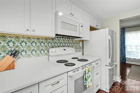 $300,000 | 8333 Knights Bridge Road, Charlotte, NC 28210