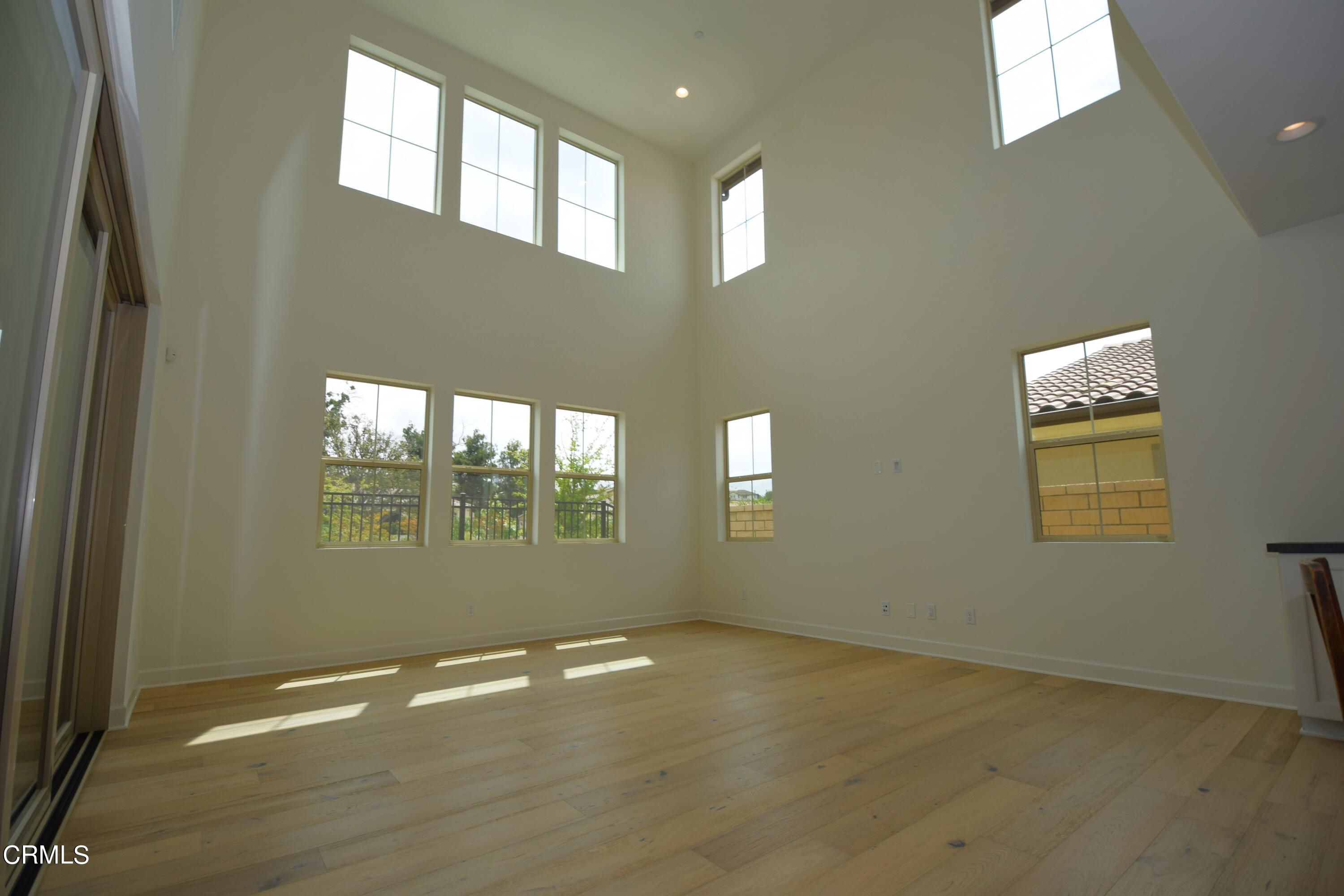 2480 Rondell Road Camarillo, CA 93012 - Photo 14 of 52 a view of empty room with window