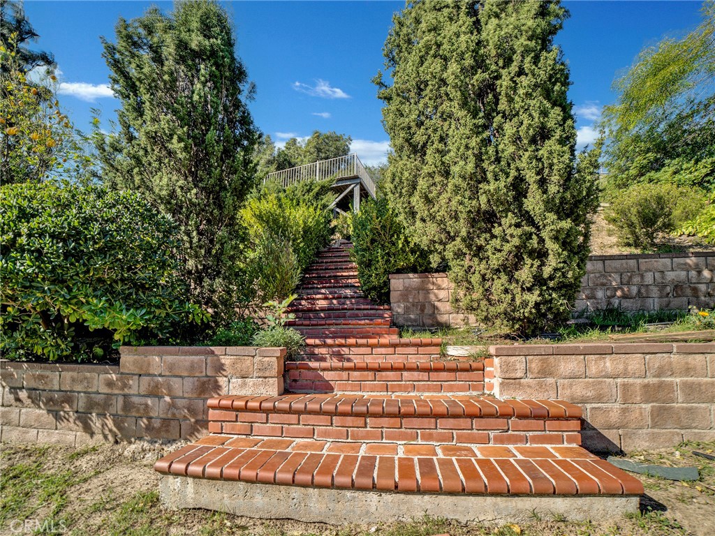 11355 Pala Mesa Drive Porter Ranch, CA 91326 - Photo 23 of 33