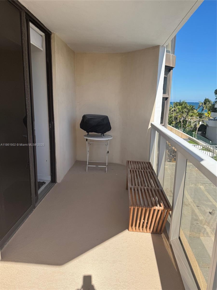 6423 Collins Avenue, Unit 401 Miami Beach, FL 33141 - Photo 17 of 17 a view of entryway with furniture