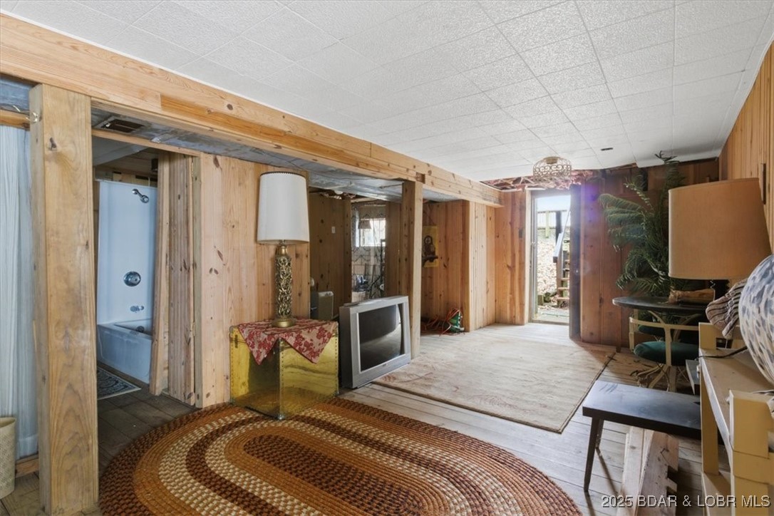 2647 Bittersweet Road Lake Ozark, MO 65049 - Photo 14 of 49