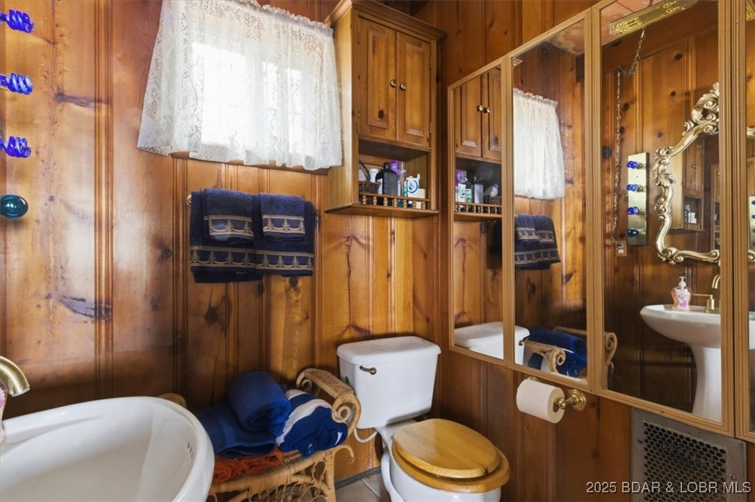 2647 Bittersweet Road Lake Ozark, MO 65049 - Photo 24 of 49