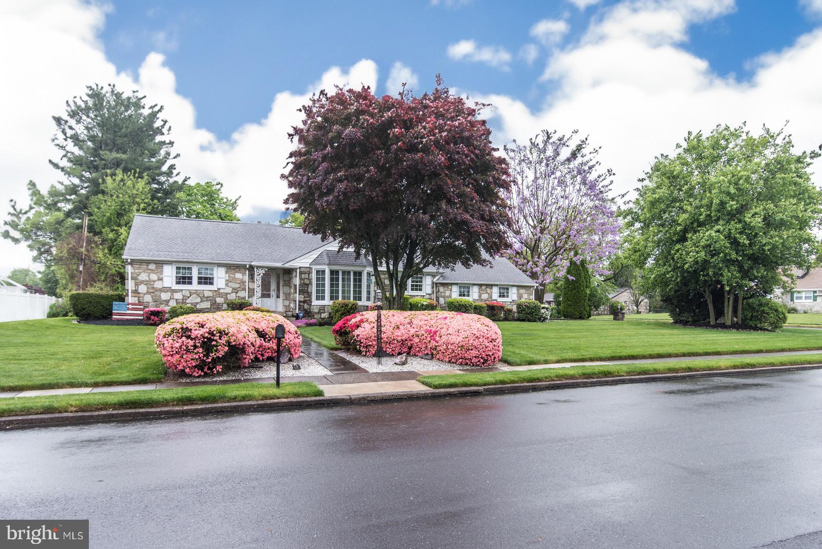 460 Leonard Road Huntingdon Valley, PA 19006 - Photo 1 of 52 Gallery Image 1