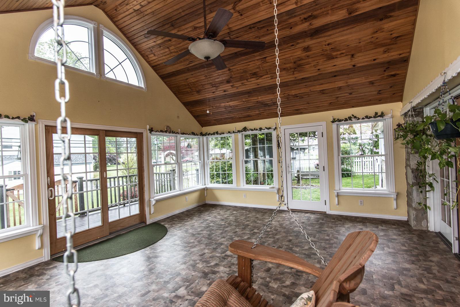 460 Leonard Road Huntingdon Valley, PA 19006 - Photo 11 of 52 Gallery Image 11