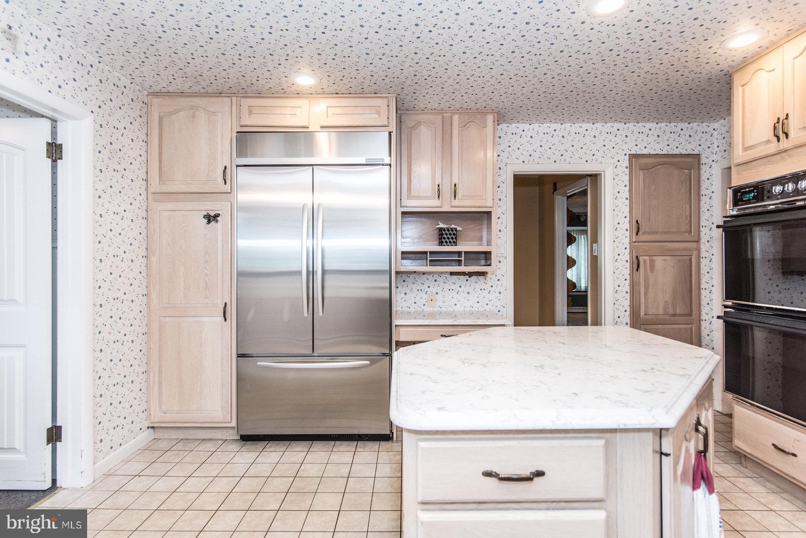 460 Leonard Road Huntingdon Valley, PA 19006 - Photo 14 of 52 Gallery Image 14