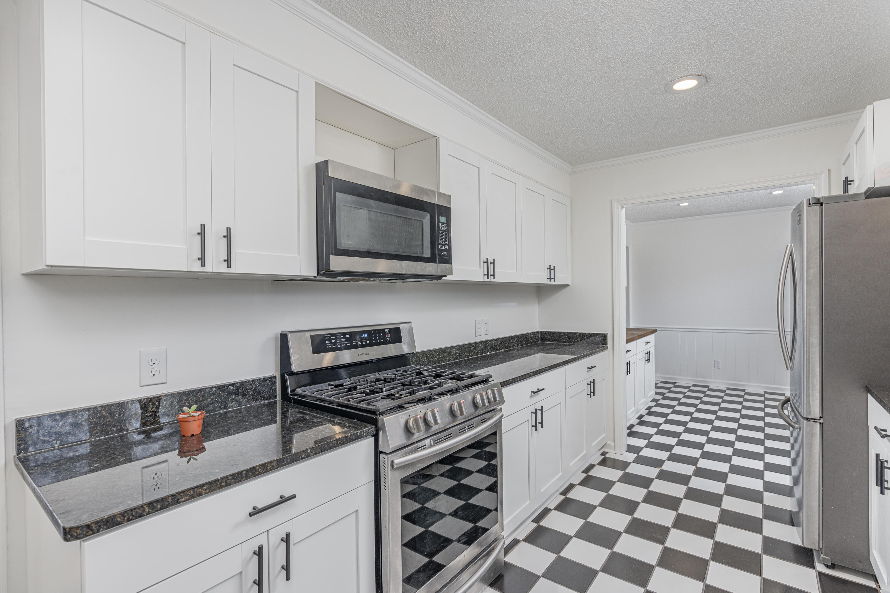 3002 Knightbridge Road Columbia, SC 29223 - Photo 13 of 39