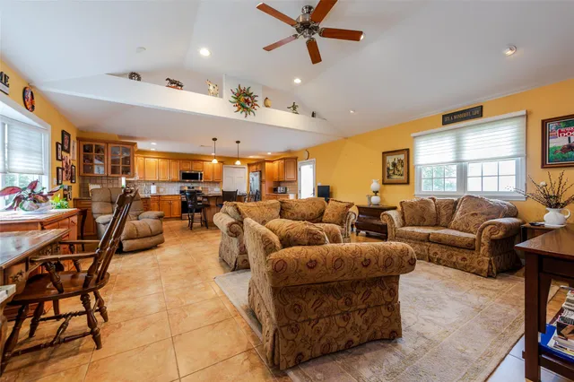 $689,000 | 3275 Bay Front Drive, Baldwin, NY 11510