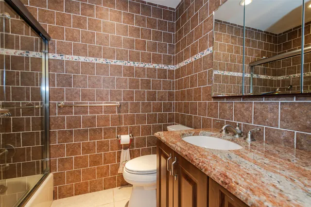 $689,000 | 3275 Bay Front Drive, Baldwin, NY 11510