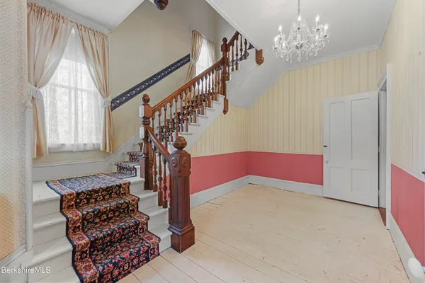 $400,000 | 6 Crandall Street, Adams, MA 01220