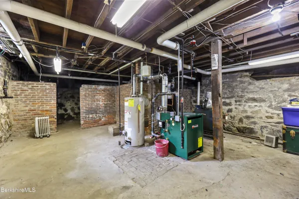 $400,000 | 6 Crandall Street, Adams, MA 01220