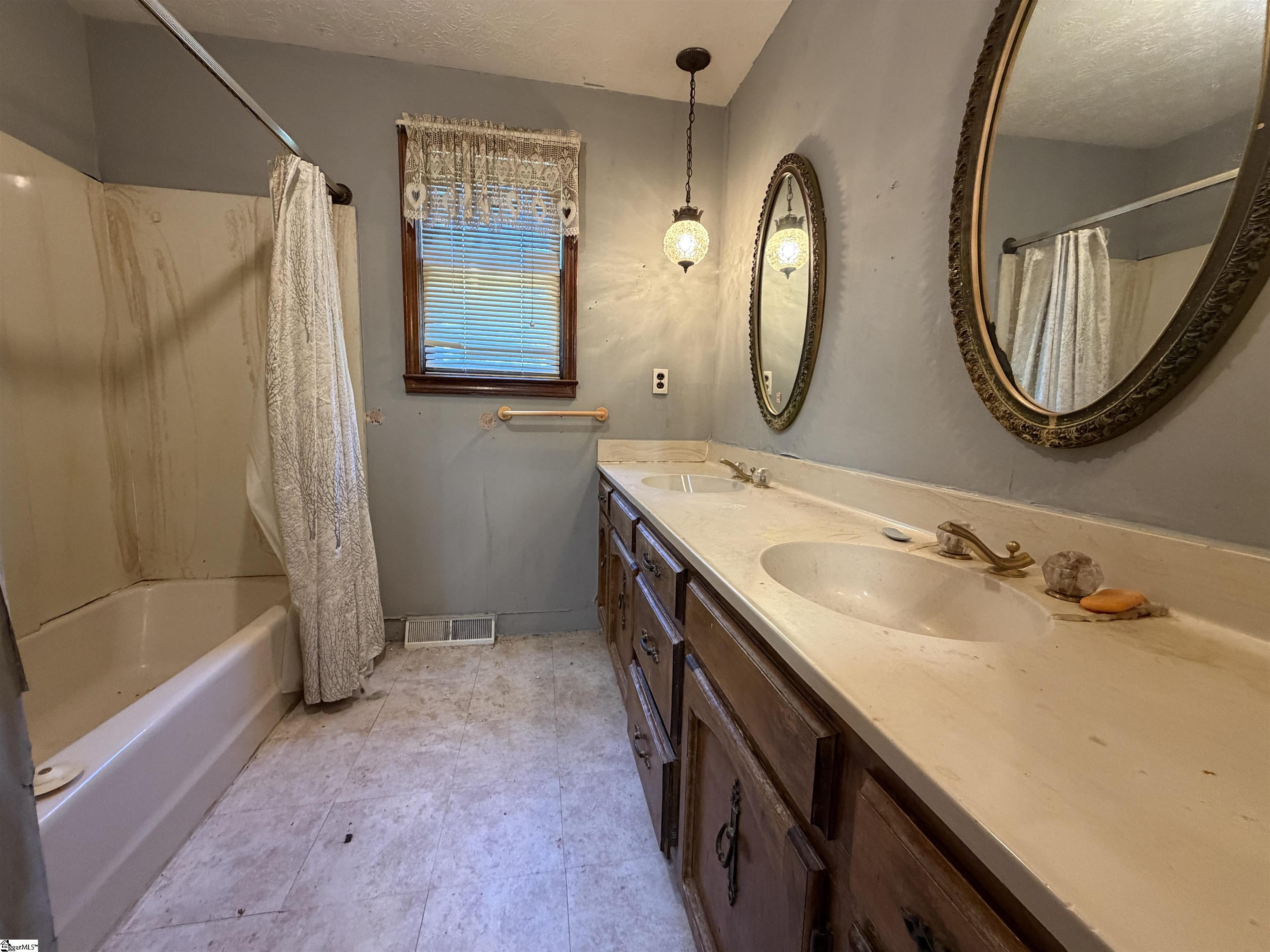 6012 State Park Road Travelers Rest, SC 29690 - Photo 16 of 27 Gallery Image 16