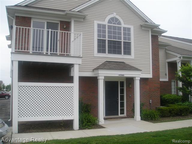 45960 Rhodes Drive, Unit 342 Macomb, MI 48044 - Photo 1 of 10 front